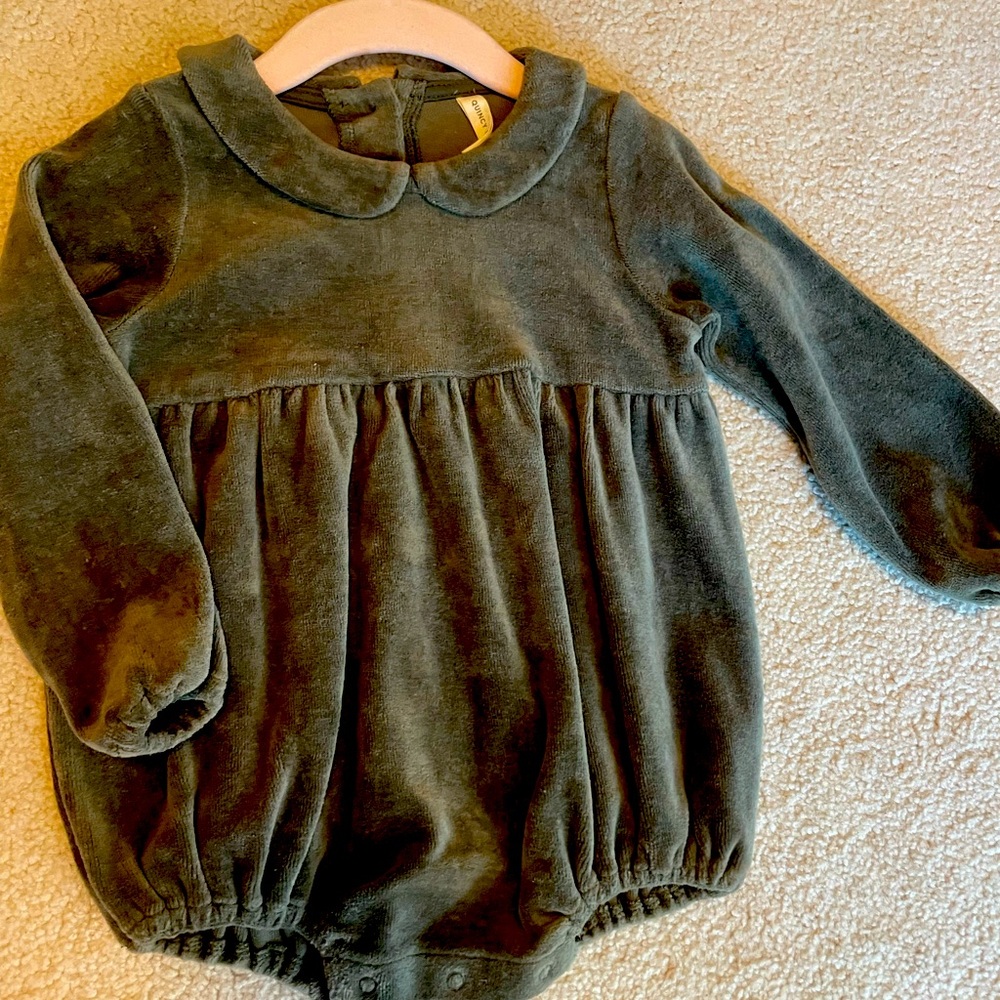 Quincy Mae green velour bubble